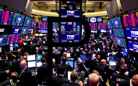 Porsche Holding Faces Mounting Market Pressures - Foto: über boerse-global.de