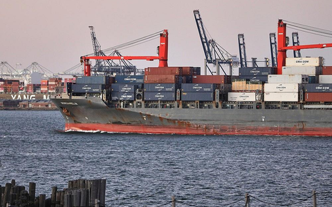 Industrieanlagen (Archiv) - Foto: via dts Nachrichtenagentur