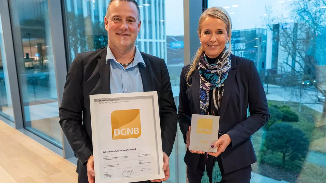Debeka-Zentrale in Koblenz erhält Gold-Zertifikat für nachhaltiges Bauen / Neuer Erweiterungsbau überzeugt durch Energieeffizienz, moderne Arbeitsplätze und umweltfreundliche Mobilität - Bild: presseportal.de