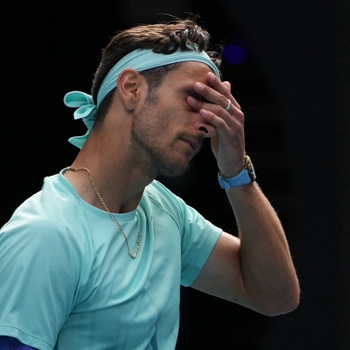 Lorenzo Musetti konnte sein Verletzungspech nicht fassen. - Foto: Asanka Brendon Ratnayake/AP/dpa