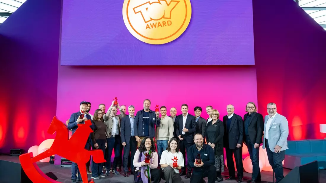 Spielwarenmesse kürt herausragende Neuheiten mit dem ToyAward / Innovationen in sechs Kategorien ausgezeichnet / Präsentation aller Finalisten auf Special Show in Halle 3A - Bild: presseportal.de