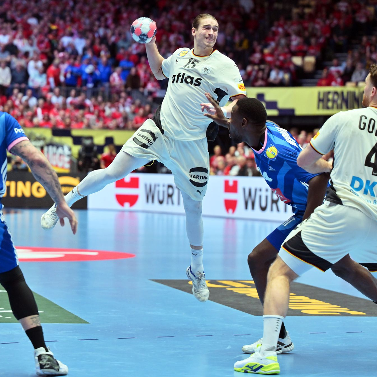 War bester deutscher Werfer: Juri Knorr. - Foto: Sina Schuldt/dpa