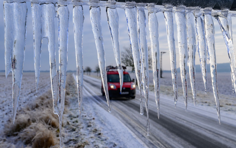 Auch am Donnerstag kann es wieder glatt werden. - Foto: Patrick Pleul/dpa