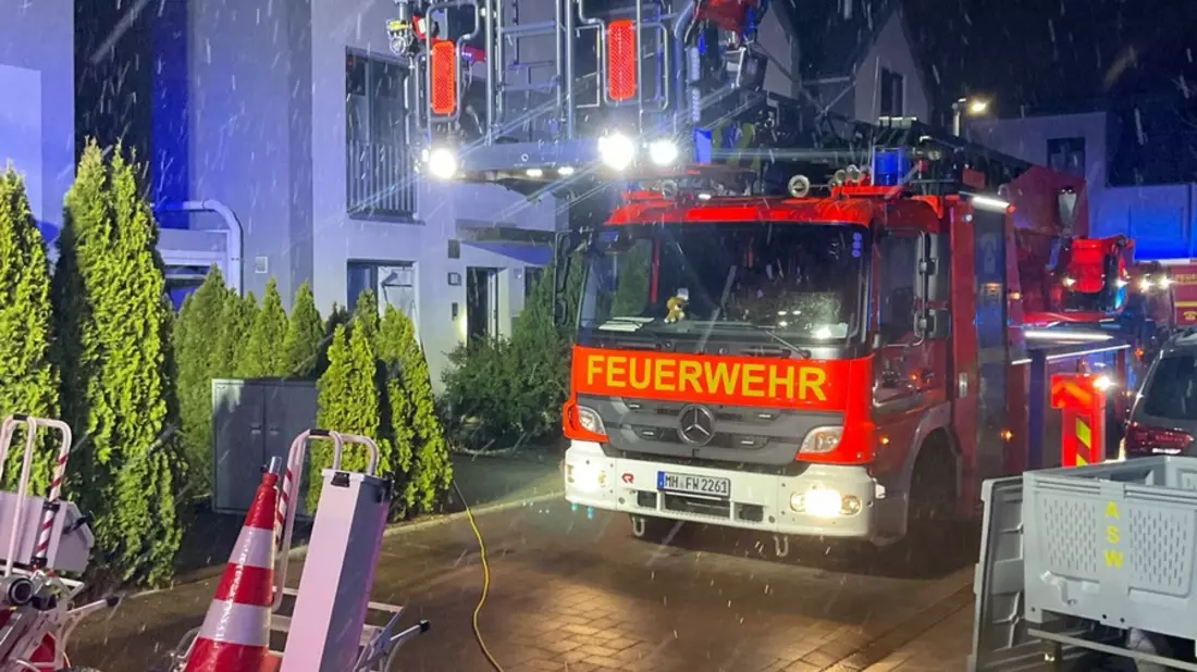 FW-MH: Aufmerksamer Nachbar verhindert durch schnellen Notruf größeren Schaden - Bild: presseportal.de