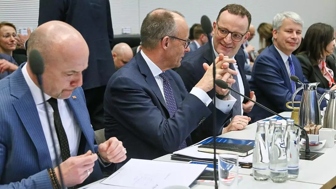 Hoffmann, Merz, Spahn und Bilger am 27.01.2026 - Bild: via dts Nachrichtenagentur