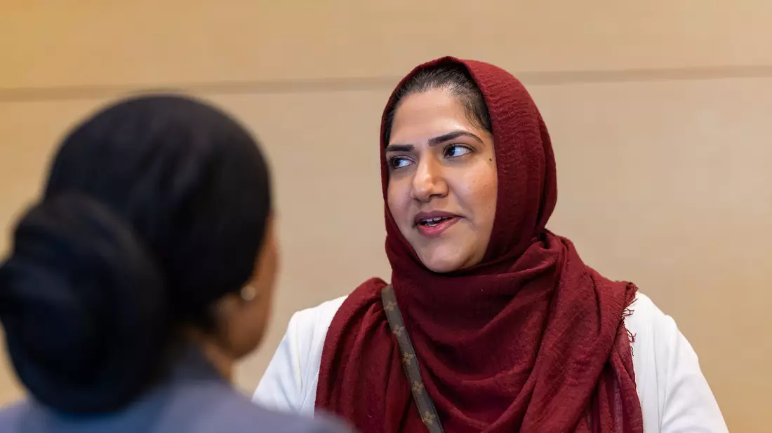 Humeira Waseem bekam auf das Wohnungsinserat sofort eine Absage. - Bild: Philipp von Ditfurth/dpa