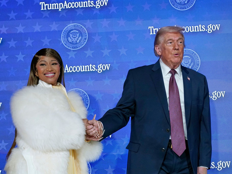 Rapperin Nicki Minaj sagte, sie sei der «wahrscheinlich» größte Fan des US-Präsidenten. - Foto: Jose Luis Magana/AP/dpa