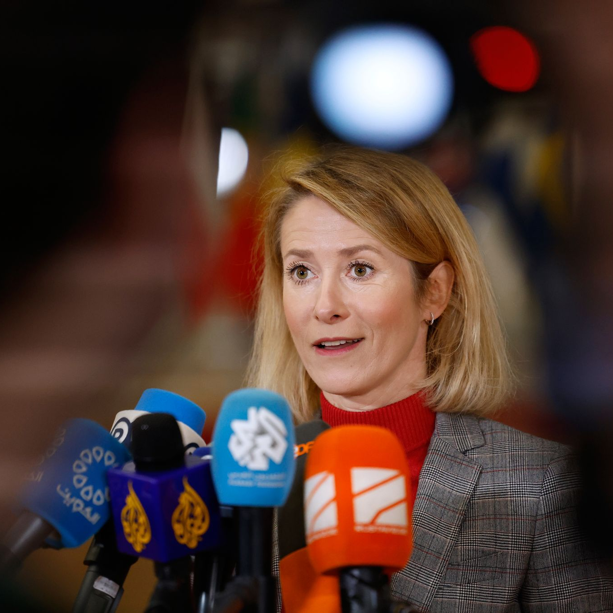 EU-Chefdiplomatin Kaja Kallas erwartet eine Einigung zur Ergänzung der EU-Terrorliste. - Foto: Geert Vanden Wijngaert/AP/dpa
