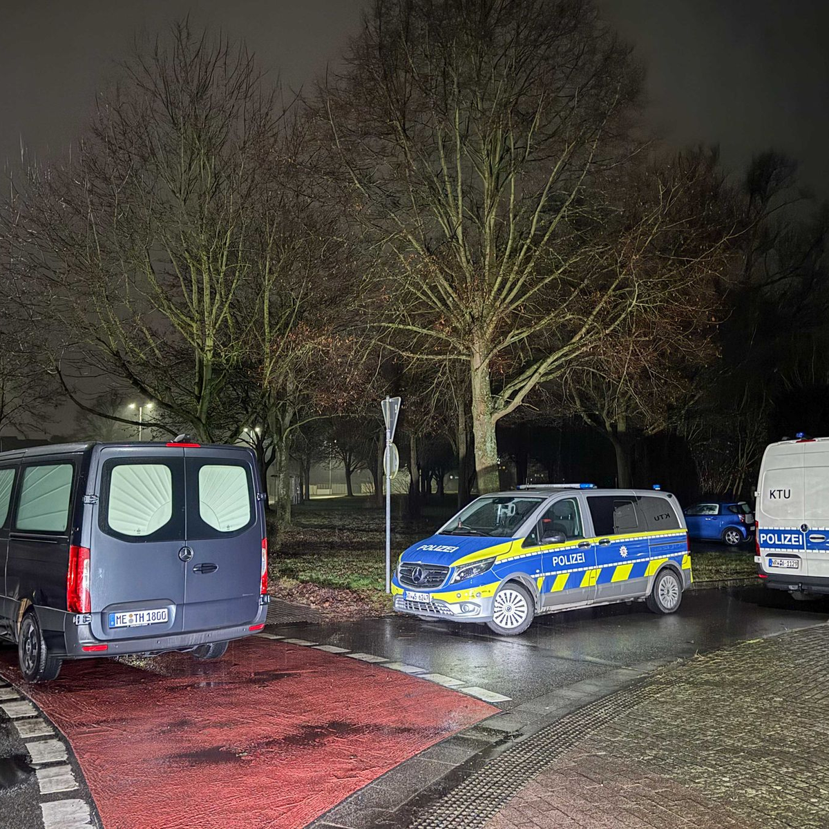 Die Verletzungen deuten auf ein Gewaltverbrechen hin.  - Foto: Vincent Kempf/dpa