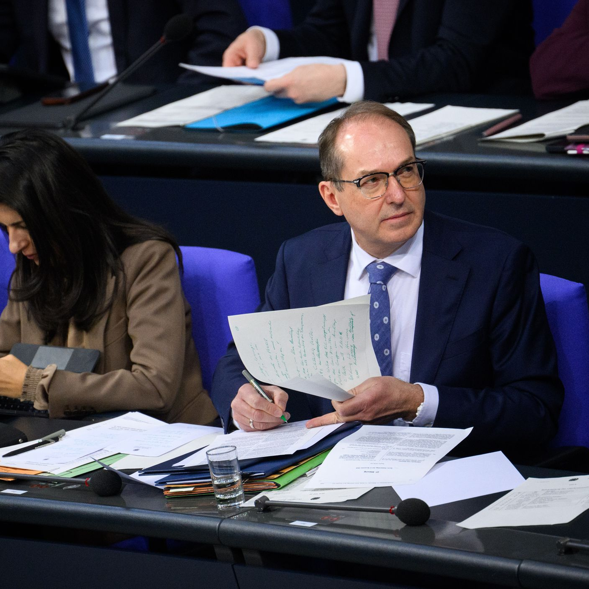 Federführend beim Kritis-Dachgesetz ist das von Alexander Dobrindt (CSU) geleitete Bundesinnenministerium. - Foto: Bernd von Jutrczenka/dpa