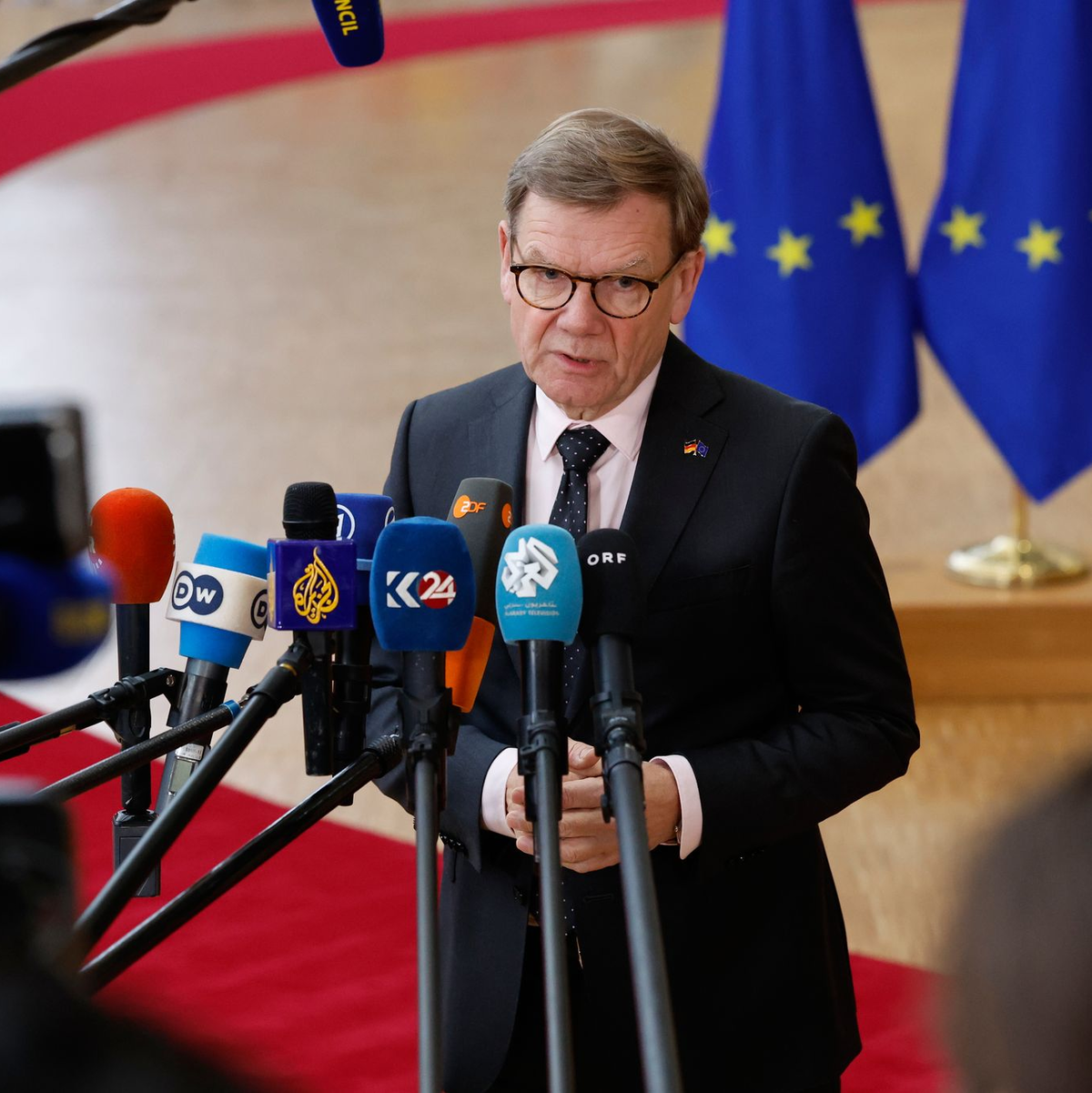 «Diese heute getroffene Entscheidung ist ein starkes politisches Signal – und ein überfälliges», sagt der deutsche Außenminister Johann Wadephul. - Foto: Geert Vanden Wijngaert/AP/dpa
