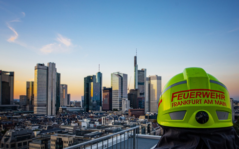 FW-F: Stadtverordnetenversammlung beschließt Fortschreibung des Bedarfs- und Entwicklungsplans der Feuerwehr Frankfurt - Foto: presseportal.de