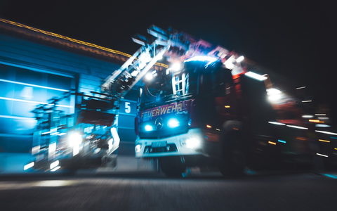 FFW Schwalmtal: Feuerwehr verhindert Brandausbreitung - Foto: presseportal.de