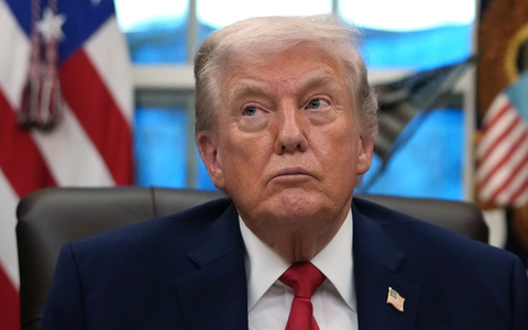Trump erhöht den Druck auf Kuba - und setzt dafür einmal mehr auf Zölle. - Foto: Allison Robbert/AP/dpa