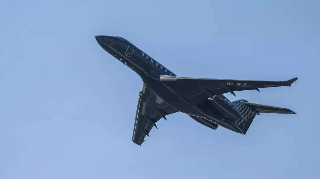 US-Präsident Donald Trump droht Kanada mit einem neuen Strafzoll, was wohl vor allem den Flugzeughersteller Bombardier treffen würde. (Symbolbild) - Bild: Jan Woitas/dpa