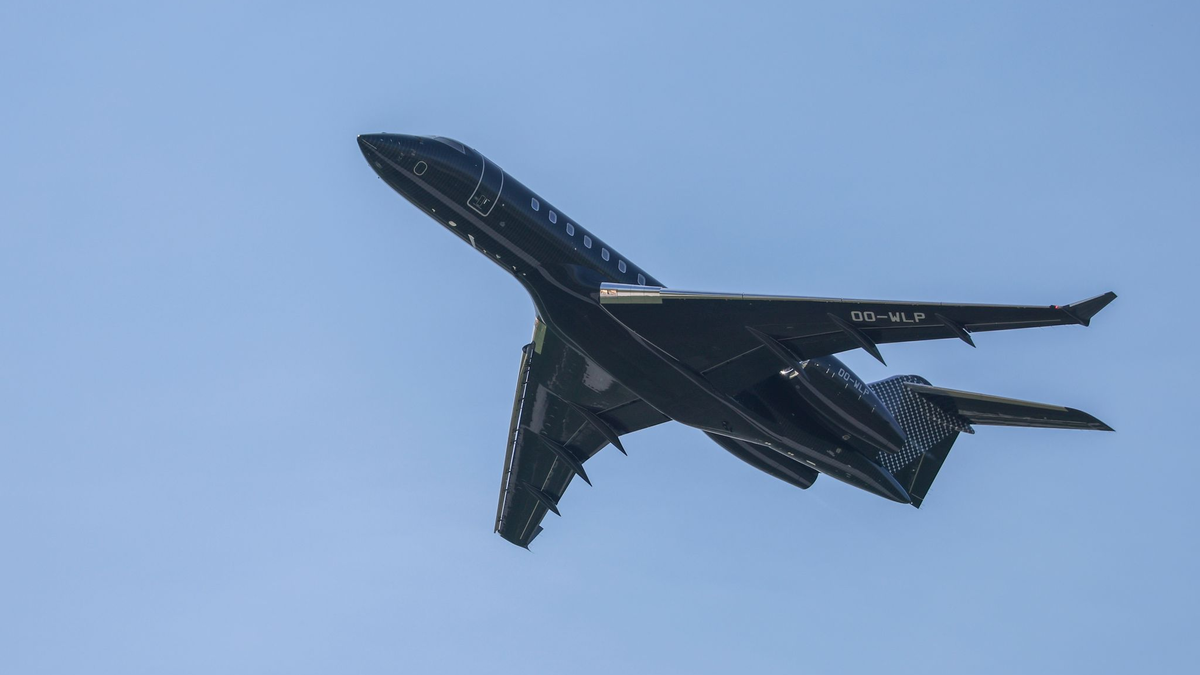 US-Präsident Donald Trump droht Kanada mit einem neuen Strafzoll, was wohl vor allem den Flugzeughersteller Bombardier treffen würde. (Symbolbild) - Foto: Jan Woitas/dpa