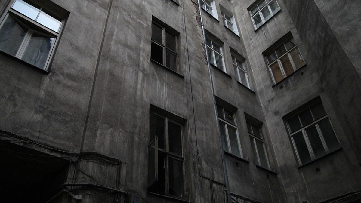 Dunkler Hinterhof (Archiv) - Foto: via dts Nachrichtenagentur