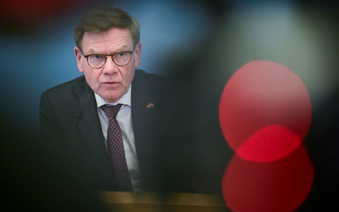 Auch die Bundesregierung greift den KI-Trend um den Pinguin auf. (Archivbild) - Foto: Sebastian Christoph Gollnow/dpa
