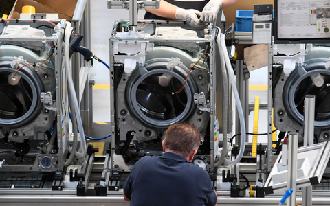 Die Nachfrage nach Hausgeräten von Bosch sinkt. (Archivbild) - Foto: picture alliance / Ralf Hirschberger/dpa-Zentralbild/ZB