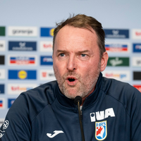 Kroatiens Trainer Dagur Sigurdsson schimpft über die Bedingungen bei der Handball-EM. - Foto: Sina Schuldt/dpa