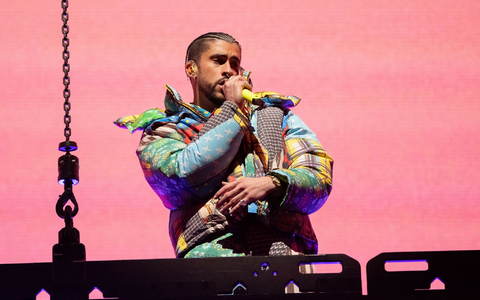 Der Puerto-Ricaner Bad Bunny gilt als Anführer der neuen Latin-Pop-Welle. (Archivbild) - Foto: Amy Harris/Invision/AP/dpa