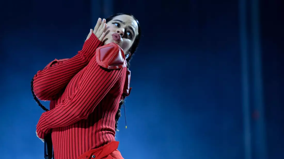 Rosalía löste mit ihrem neuen Album Begeisterungsstürme aus. (Archivbild) - Bild: Álex Zea/EUROPA PRESS/dpa