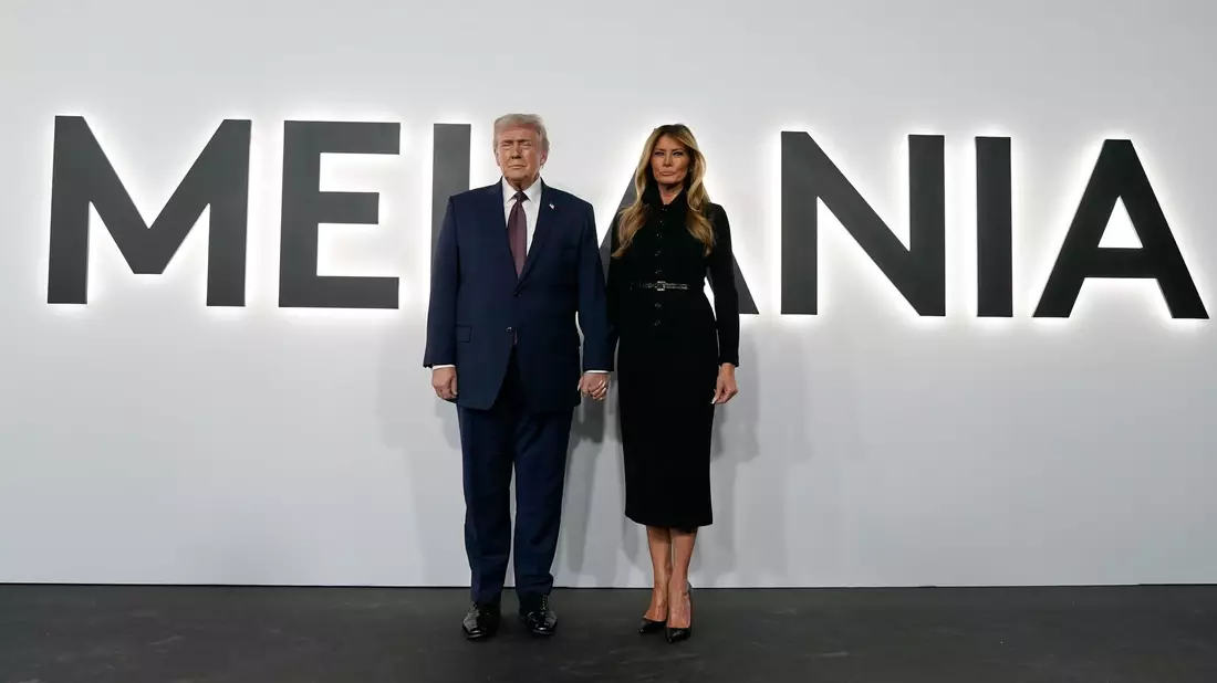 Bei der Premiere im John F. Kennedy Center zeigte sich Präsident Donald Trump demonstrativ angetan. - Bild: Jose Luis Magana/AP/dpa