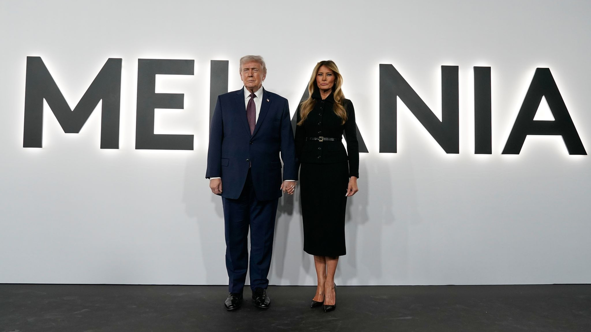 Bei der Premiere im John F. Kennedy Center zeigte sich Präsident Donald Trump demonstrativ angetan. - Foto: Jose Luis Magana/AP/dpa