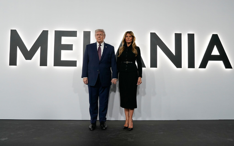 Bei der Premiere im John F. Kennedy Center zeigte sich Präsident Donald Trump demonstrativ angetan. - Foto: Jose Luis Magana/AP/dpa