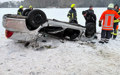 FW-ROW: Schwerer Verkehrsunfall auf der K 223 - Fahranfängerin lebensgefährlich verletzt - Foto: presseportal.de