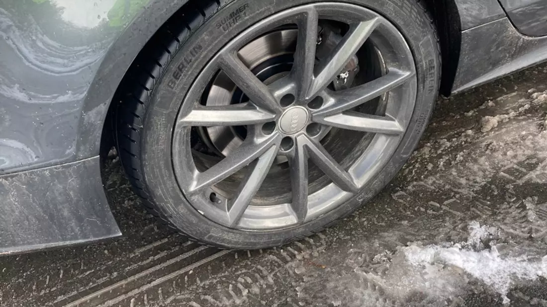 Mittelhessen: WETTERAUKREIS: + Verkehrsdienst nimmt Winterreifen unter die Lupe + Einbruch in Wohnhaus + - Bild: presseportal.de