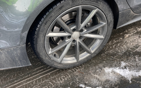 Mittelhessen: WETTERAUKREIS: + Verkehrsdienst nimmt Winterreifen unter die Lupe + Einbruch in Wohnhaus + - Foto: presseportal.de