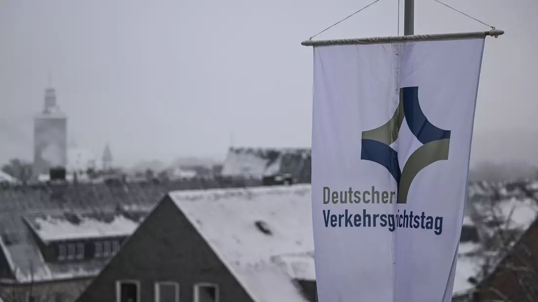 Der Verkehrsgerichtstag zählt zu den wichtigsten Treffen von Verkehrsexperten. - Bild: Swen Pförtner/dpa