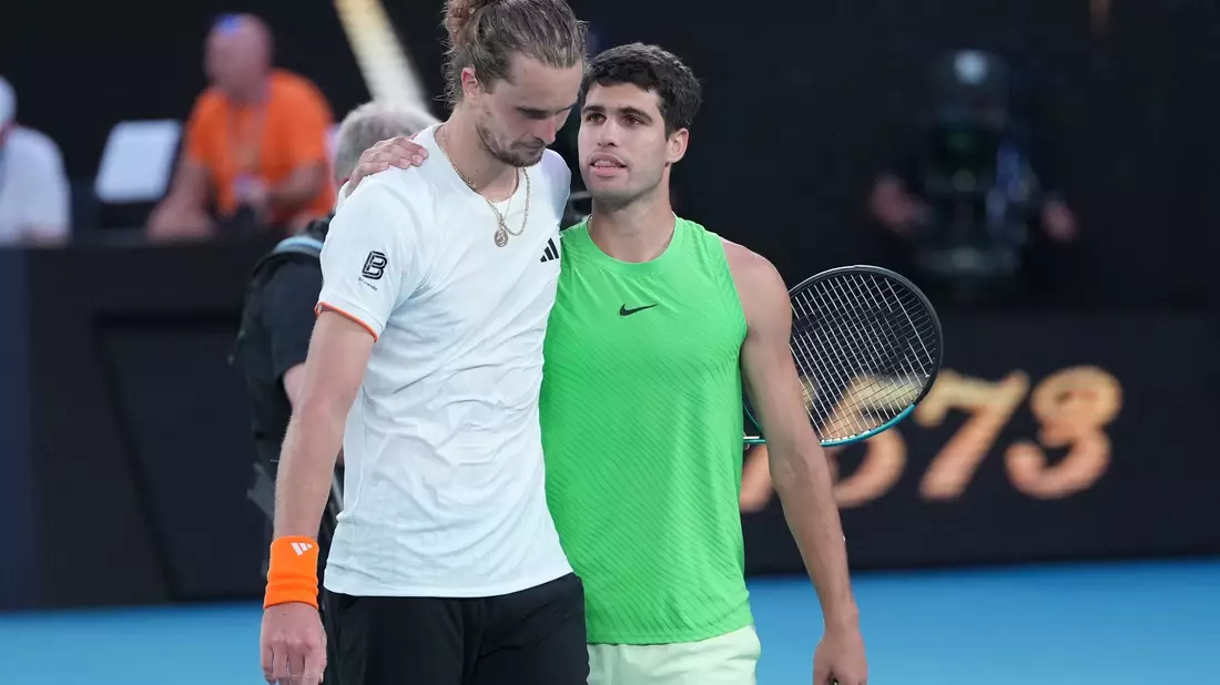 Alexander Zverev und Carlos Alcaraz nach dem Match. - Bild: Asanka Brendon Ratnayake/AP/dpa
