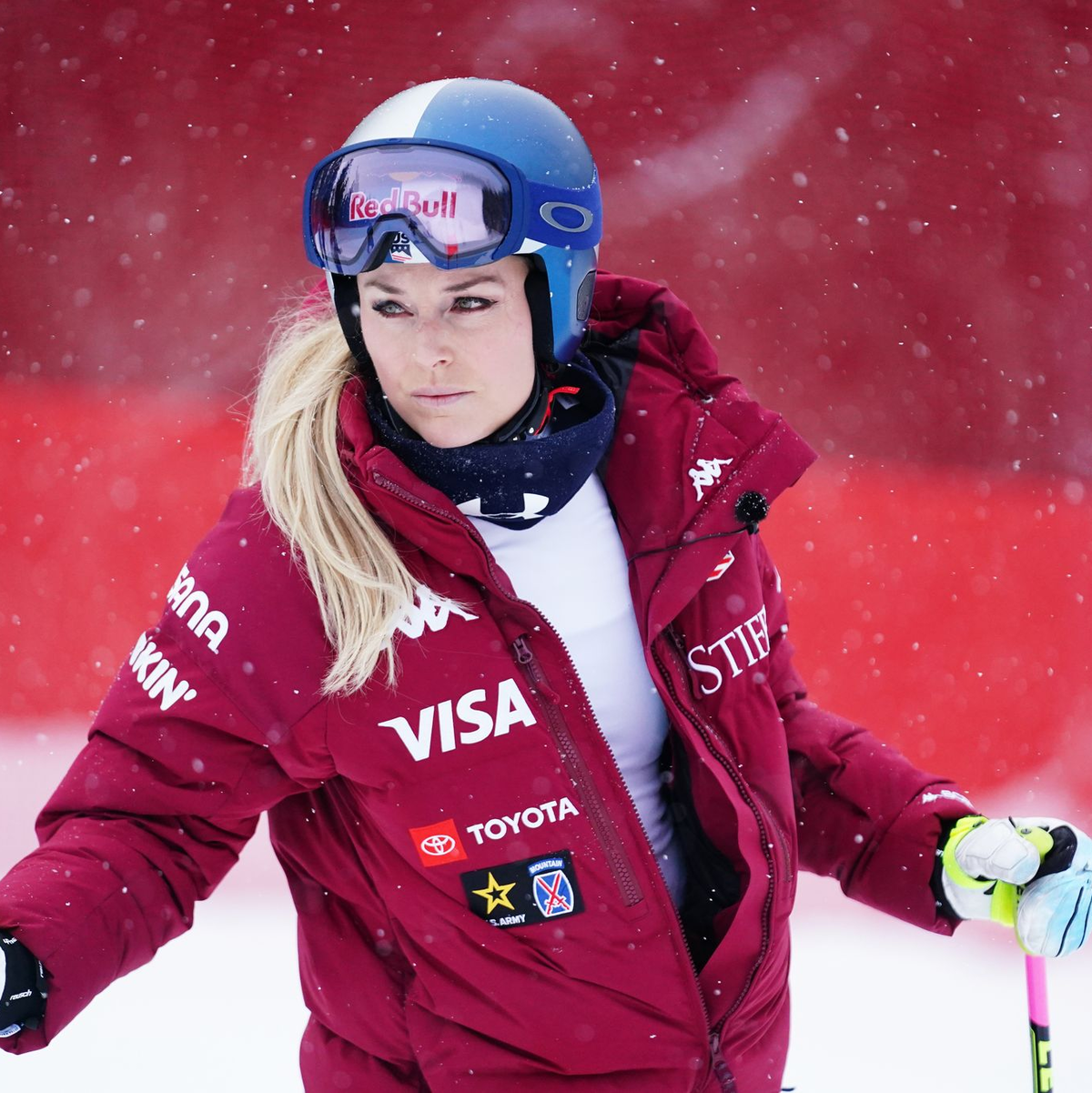 Lindsey Vonn bei der Besichtigung der Abfahrt in Crans-Montana. - Foto: Pier Marco Tacca/AP/dpa