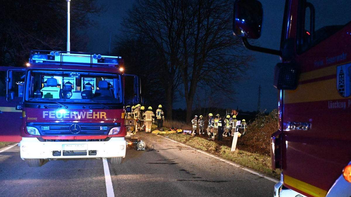 FW Pulheim: Verkehrsunfall mit Schwerverletzter - Foto: presseportal.de