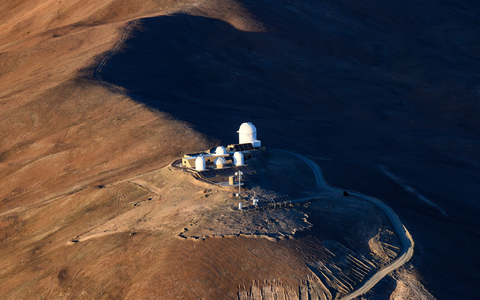 Die Sternwarte „Rolf Chini Cerro Murphy“ der Europäischen Südsternwarte (ESO) am Cerro Armazones - Foto: Bernd von Jutrczenka/dpa