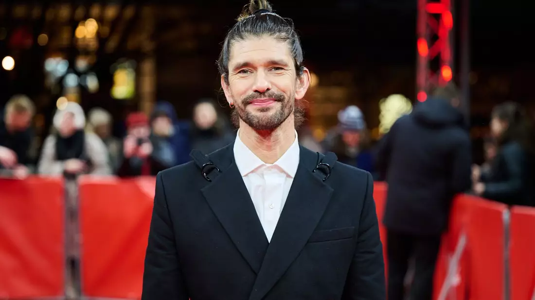 Auch Schauspieler Ben Whishaw ist großer Fan der Irin. (Archivbild) - Bild: Annette Riedl/dpa