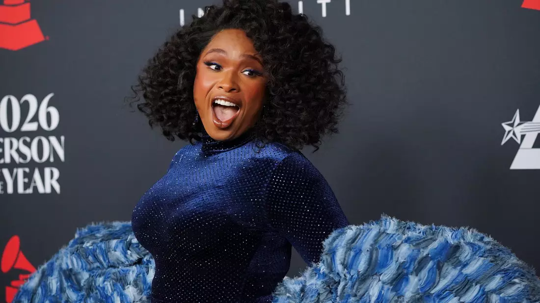 Jennifer Hudson gehörte zu den vielen Stars bei der Benefiz-Gala.  - Bild: Jordan Strauss/Invision/AP/dpa