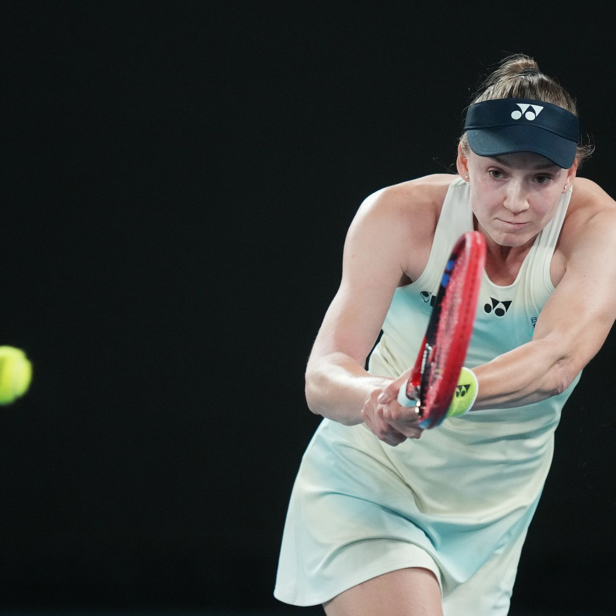 Jelena Rybakina feierte in Melbourne ihren zweiten Grand-Slam-Titel. - Foto: Asanka Brendon Ratnayake/AP/dpa