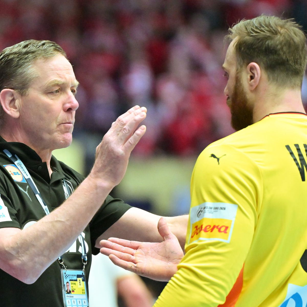 Wollen den maximalen Erfolg: Bundestrainer Alfred Gislason (l) und Torwart Andreas Wolff (r). - Foto: Sina Schuldt/dpa