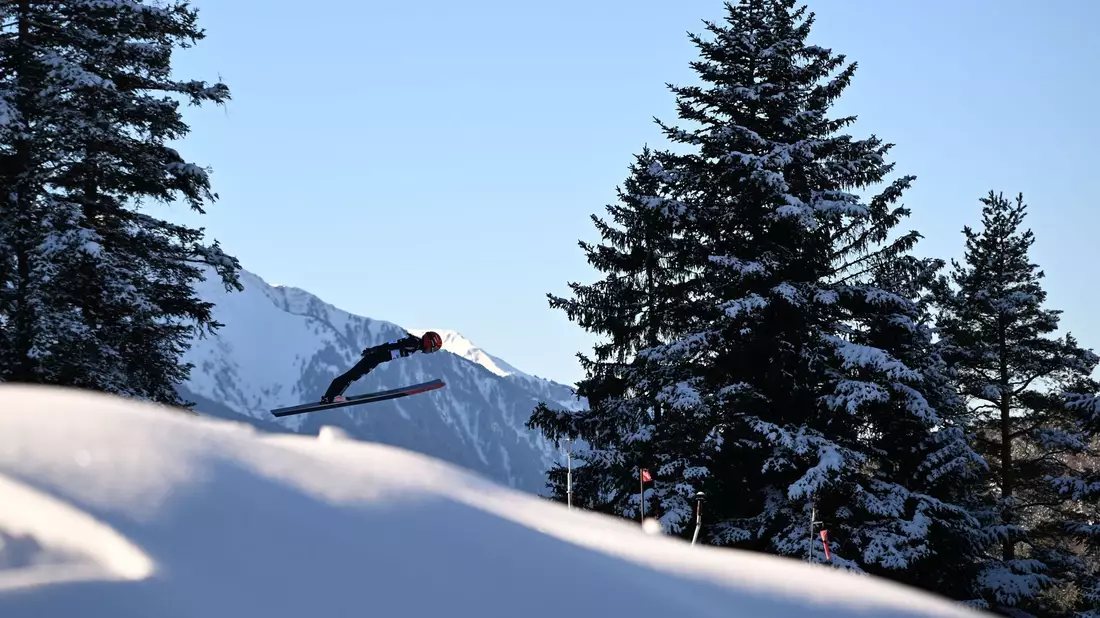 Nathalie Armbruster zeigt eine starke Leistung in Seefeld. - Bild: Barbara Gindl/APA/dpa