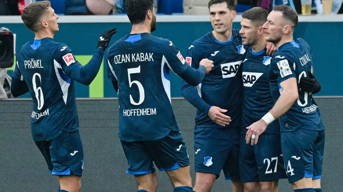 Brach den Bann gegen Union: Torjäger Andrej Kramaric (2.v.r.). - Bild: Uwe Anspach/dpa