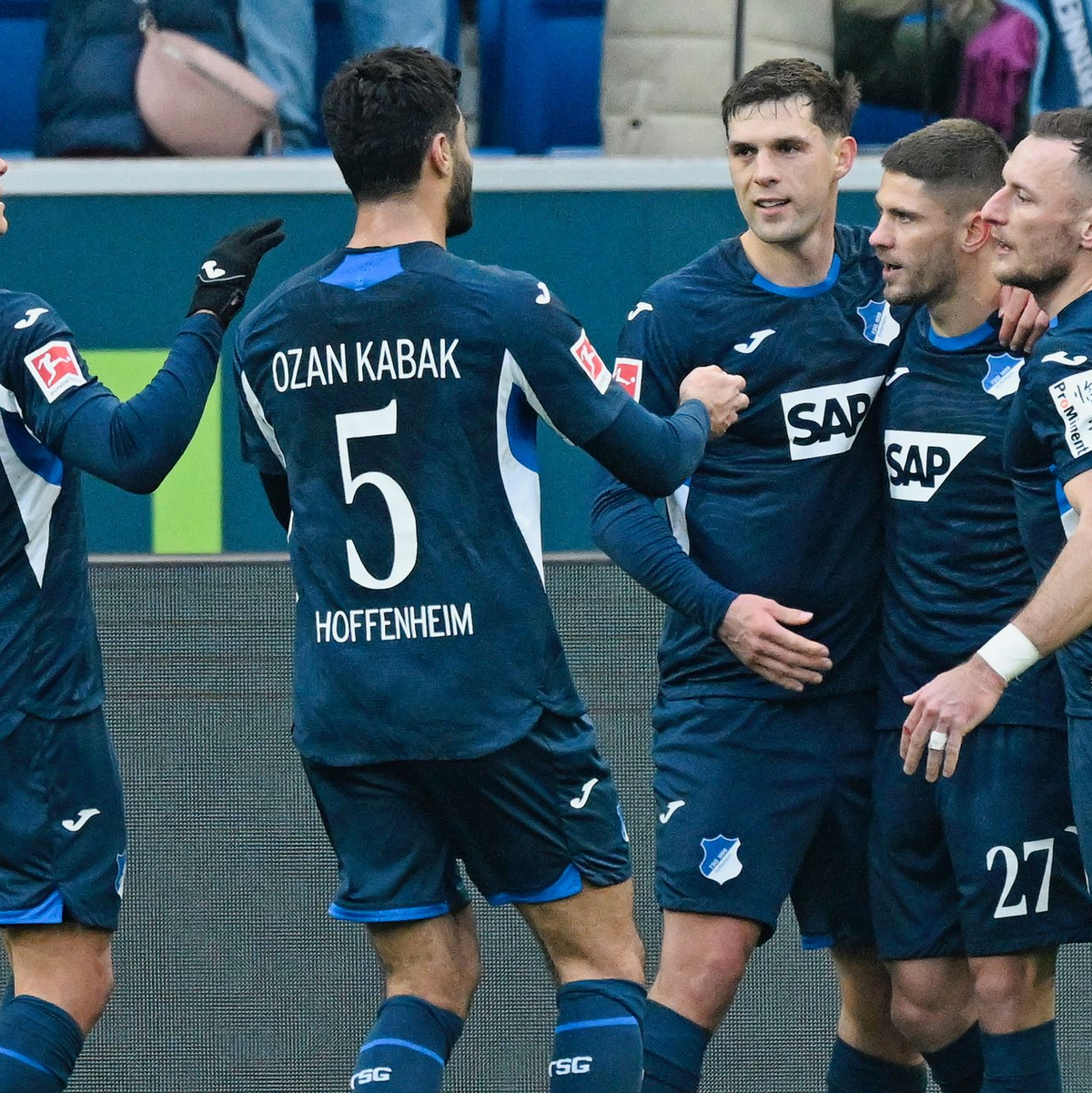 Brach den Bann gegen Union: Torjäger Andrej Kramaric (2.v.r.). - Foto: Uwe Anspach/dpa
