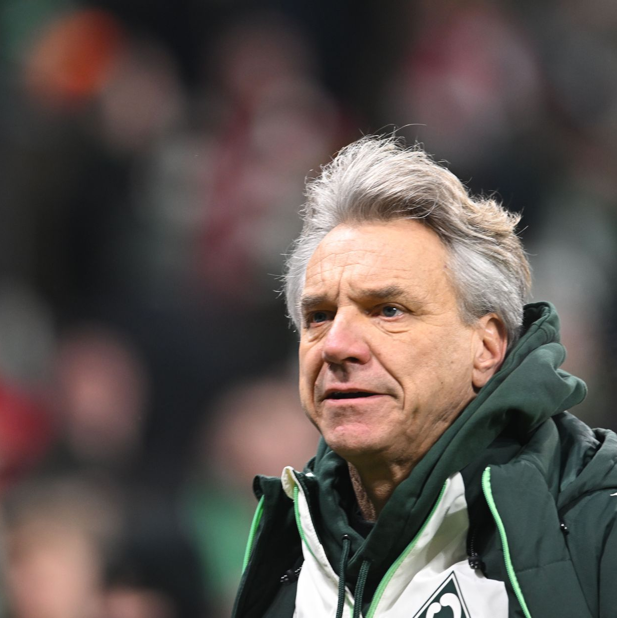  Sitzt Horst Steffen auch beim nächsten Spiel noch auf der Werder-Bank? - Foto: Carmen Jaspersen/dpa