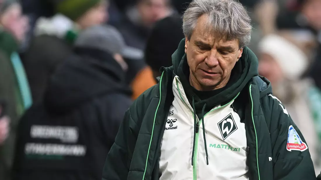 Ist mit Werder Bremen seit zehn Spielen sieglos: Trainer Horst Steffen. - Bild: Carmen Jaspersen/dpa