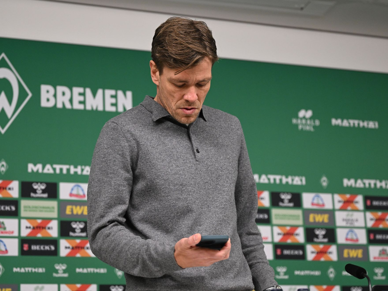 Auf Trainersuche: Werders Sport-Geschäftsführer Clemens Fritz. - Foto: Carmen Jaspersen/dpa