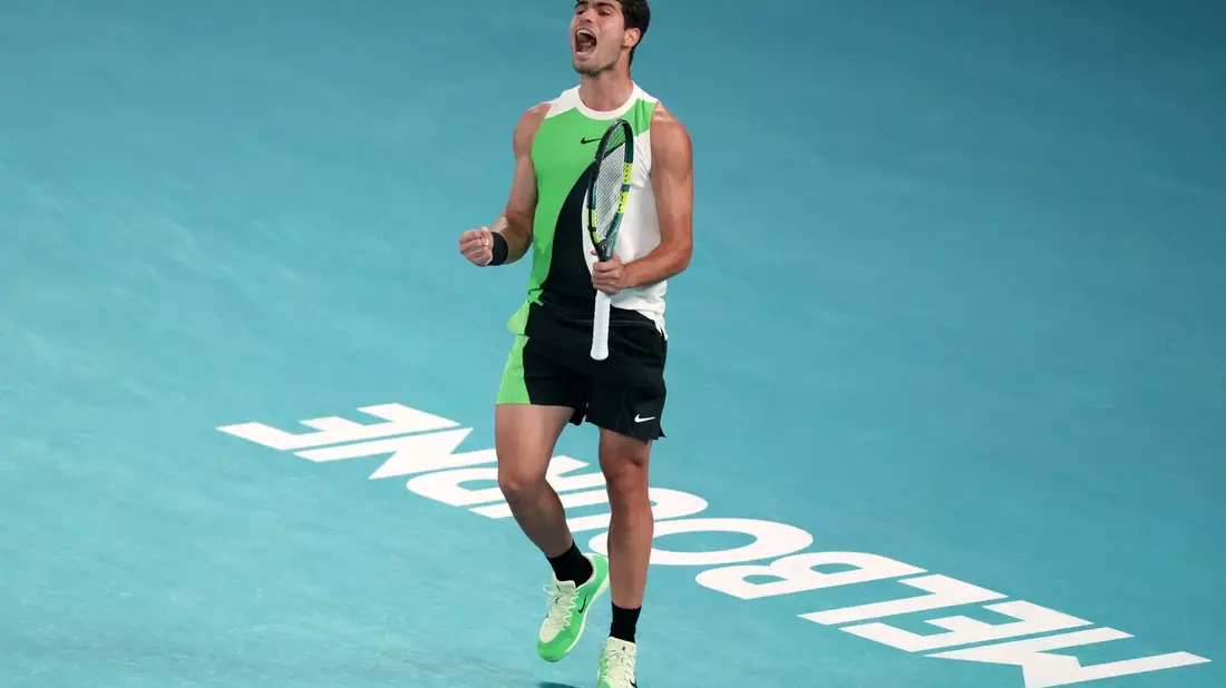 Carlos Alcaraz ist der jüngste Tennisspieler der Geschichte, der alle vier Grand-Slam-Turniere gewonnen hat. - Bild: Mark Baker/AP/dpa