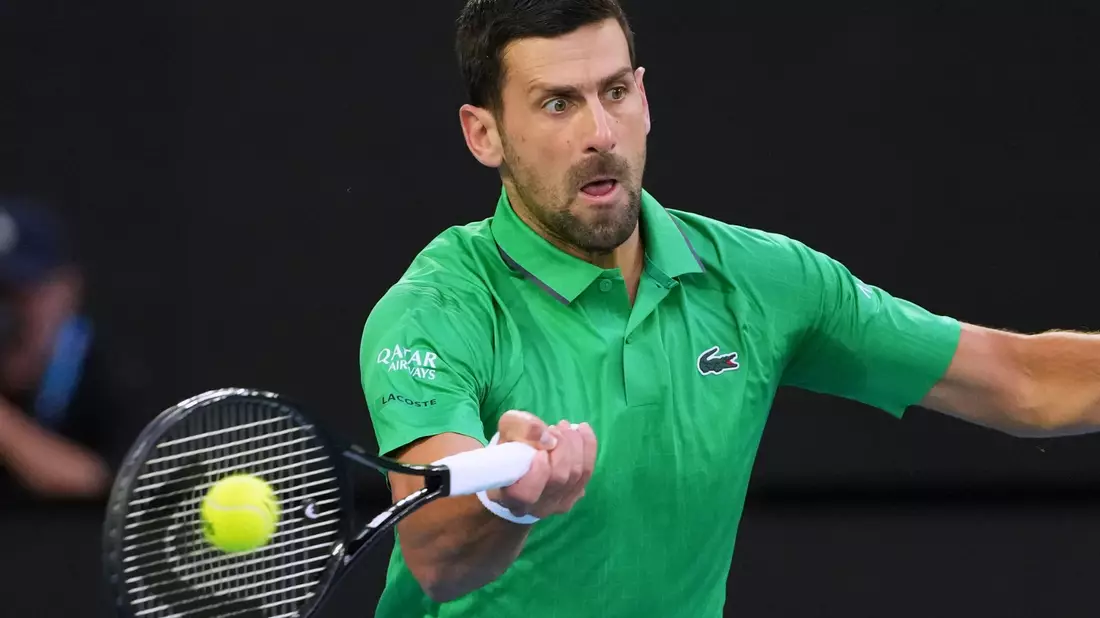 Novak Djokovic musste sich im Finale von Melbourne geschlagen geben. - Bild: Aaron Favila/AP/dpa