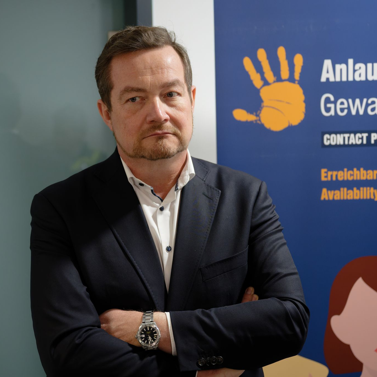 Der Polizeibeauftragte des Bundes, Uli Grötsch, hat die Dienststelle der Bundespolizei am Kölner Hauptbahnhof vor einigen Tagen erstmals besucht. - Foto: Henning Kaiser/dpa
